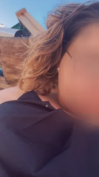 Emilia, 27