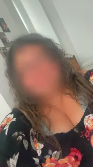 Jana, 33