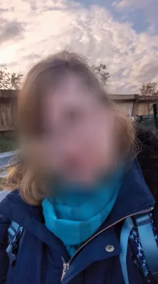 Laura, 29