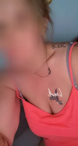Leonie, 30