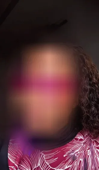 Leonie, 25