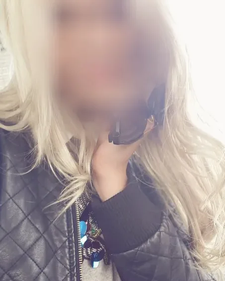 Luisa, 32