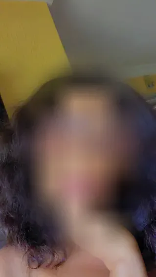 Nicole, 33