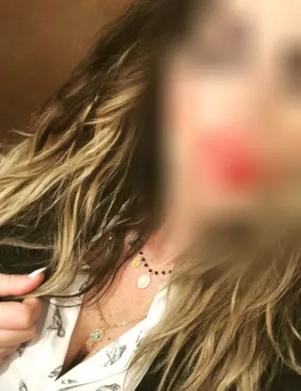 Saskia, 28